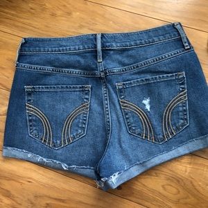Hollister shorts- size 7